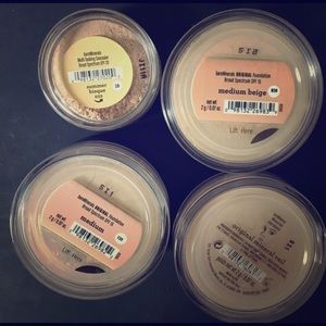 Bare minerals mineral foundation .